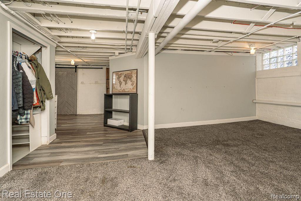 1039 Longfellow AVE