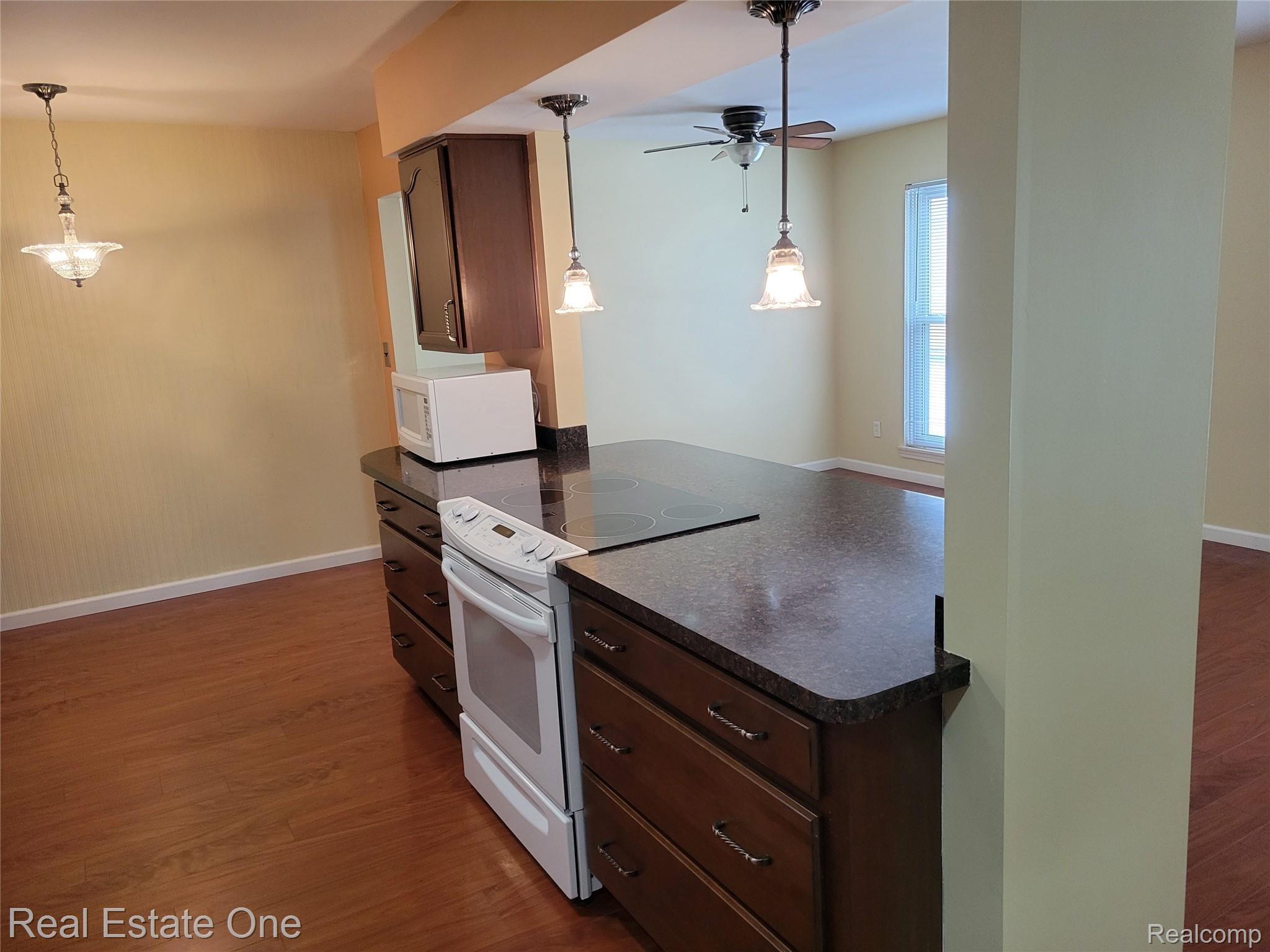 509 E UNIVERSITY 501