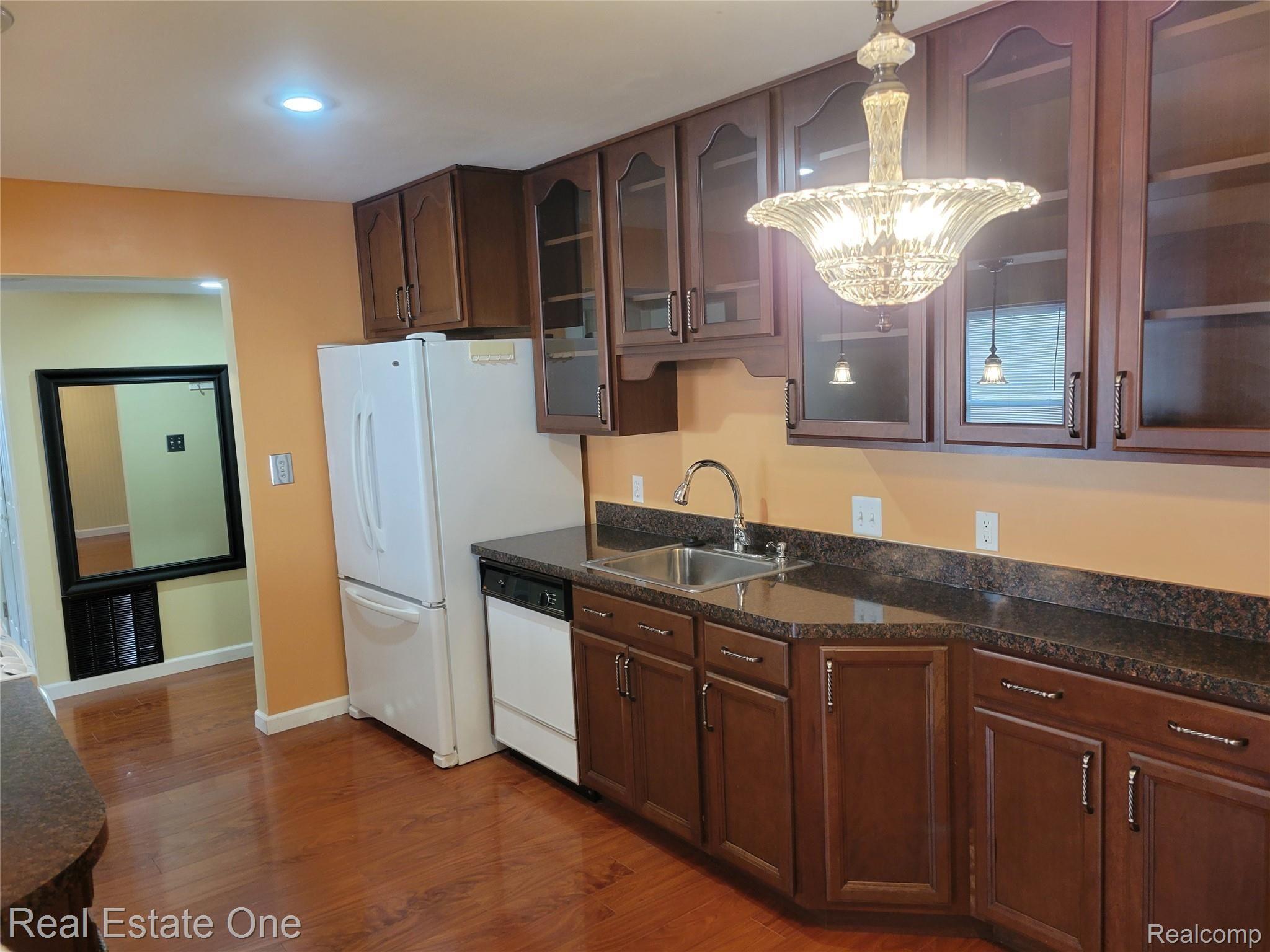 509 E UNIVERSITY 501