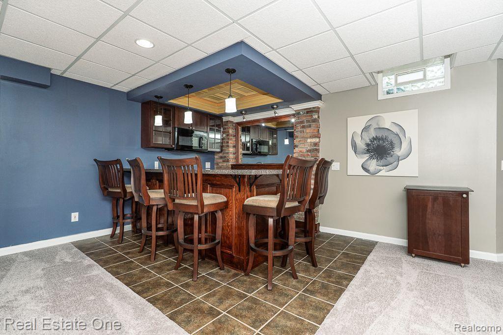 290 E Gunn RD