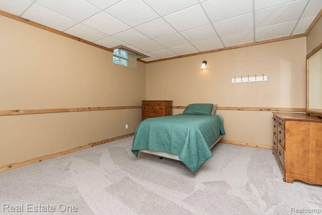 290 E Gunn RD