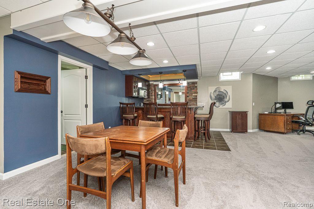 290 E Gunn RD