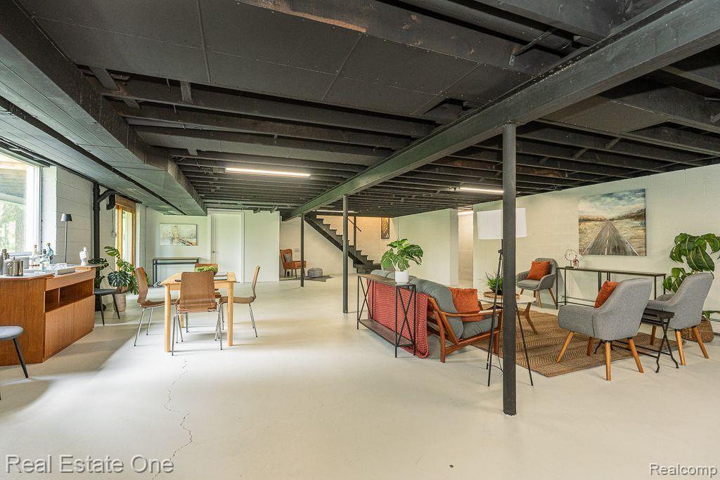 2789 HILLENDALE DR