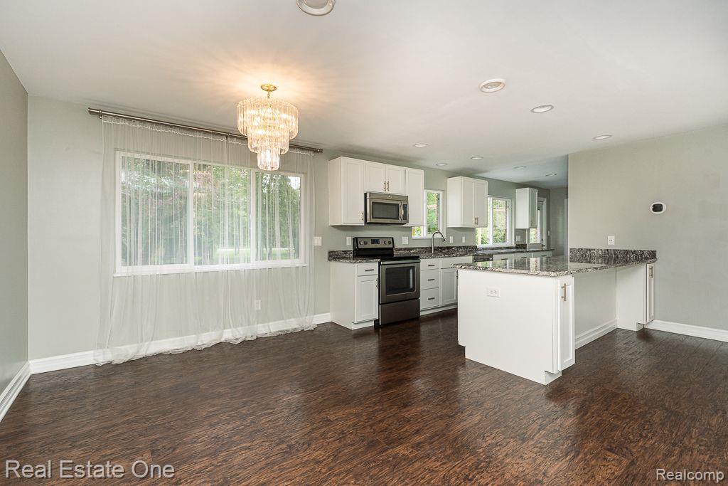 1637 NORTHUMBERLAND DR