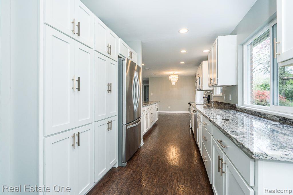 1637 NORTHUMBERLAND DR