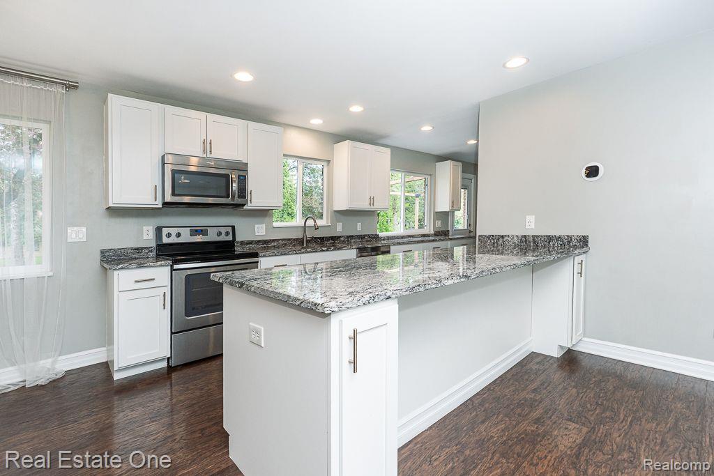 1637 NORTHUMBERLAND DR