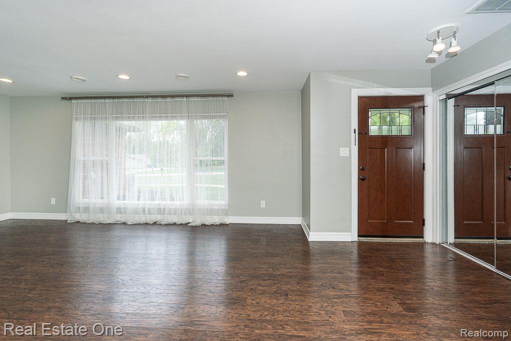 1637 NORTHUMBERLAND DR