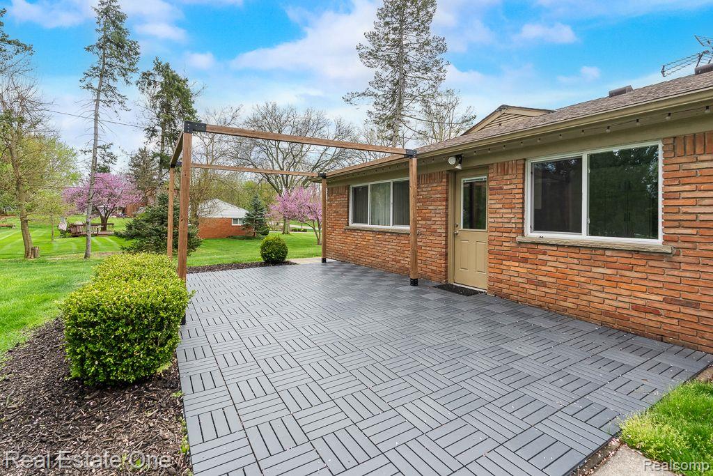 1637 NORTHUMBERLAND DR
