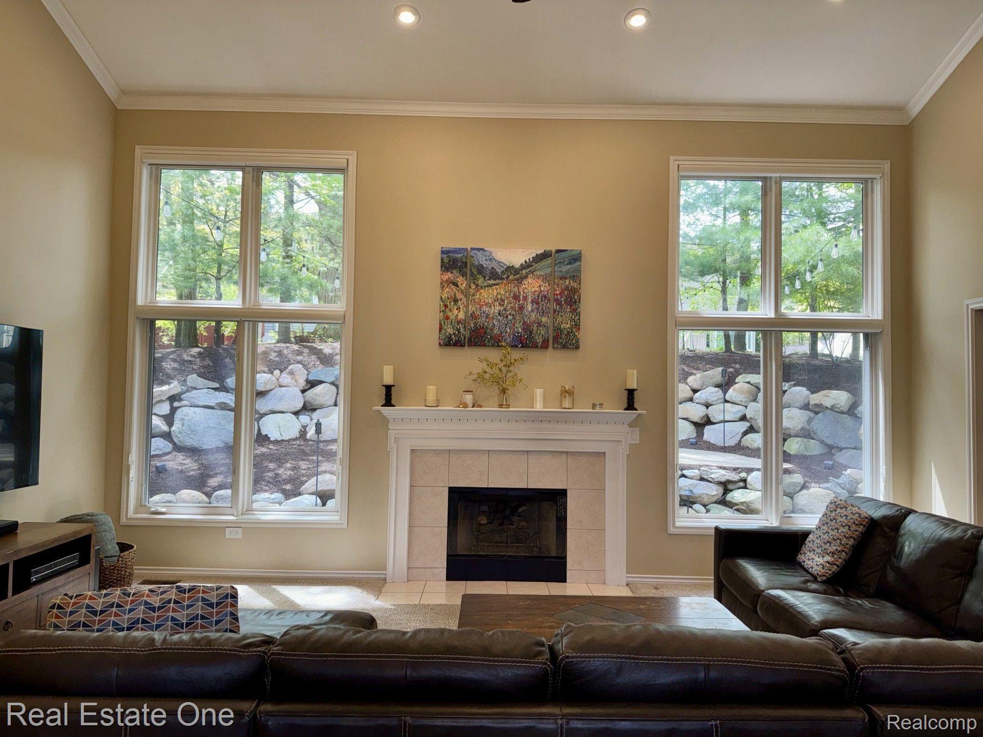 516 BLOOMER RIDGE DR