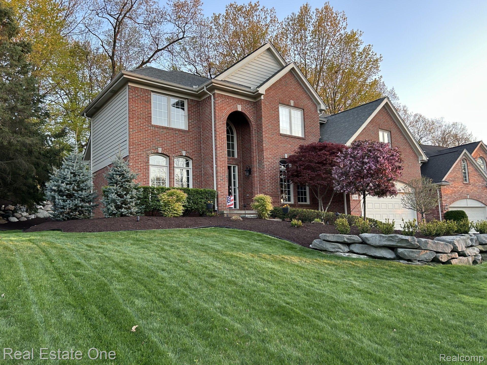 516 BLOOMER RIDGE DR
