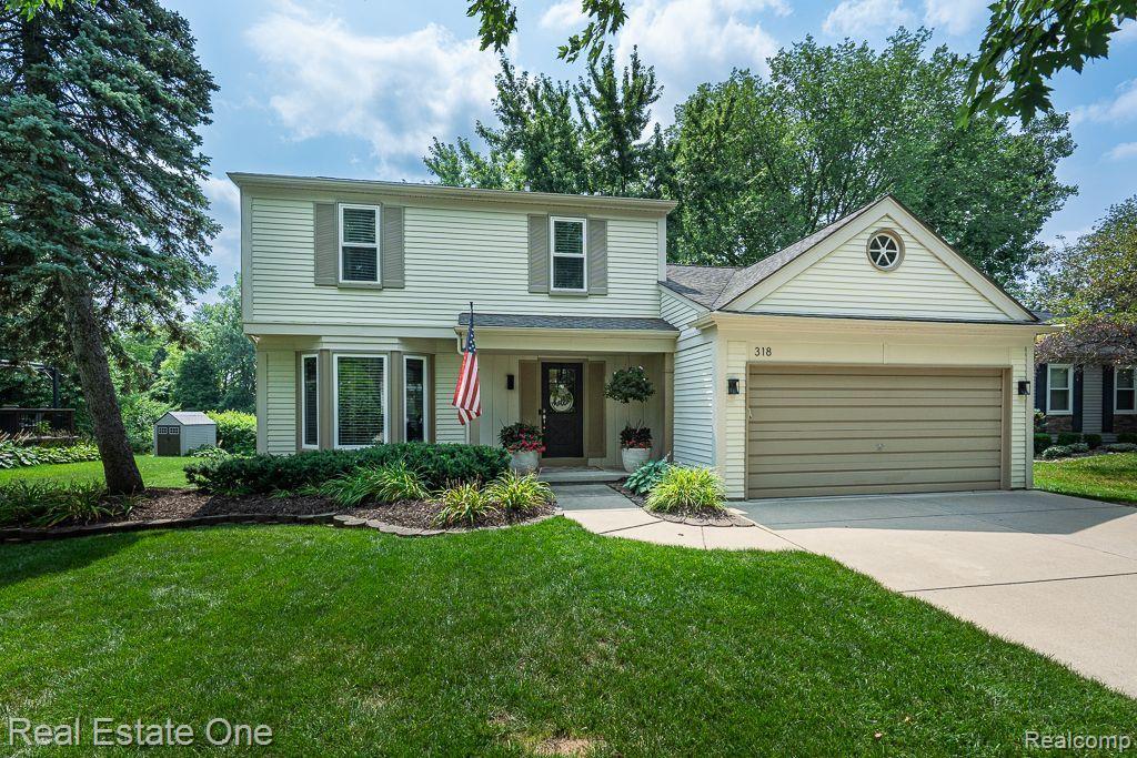 318 ARLINGTON DR