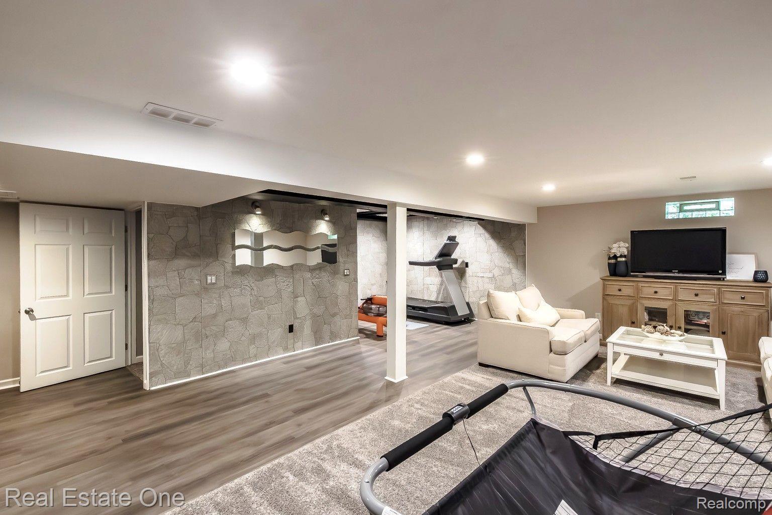 74 Eagle Ridge RD
