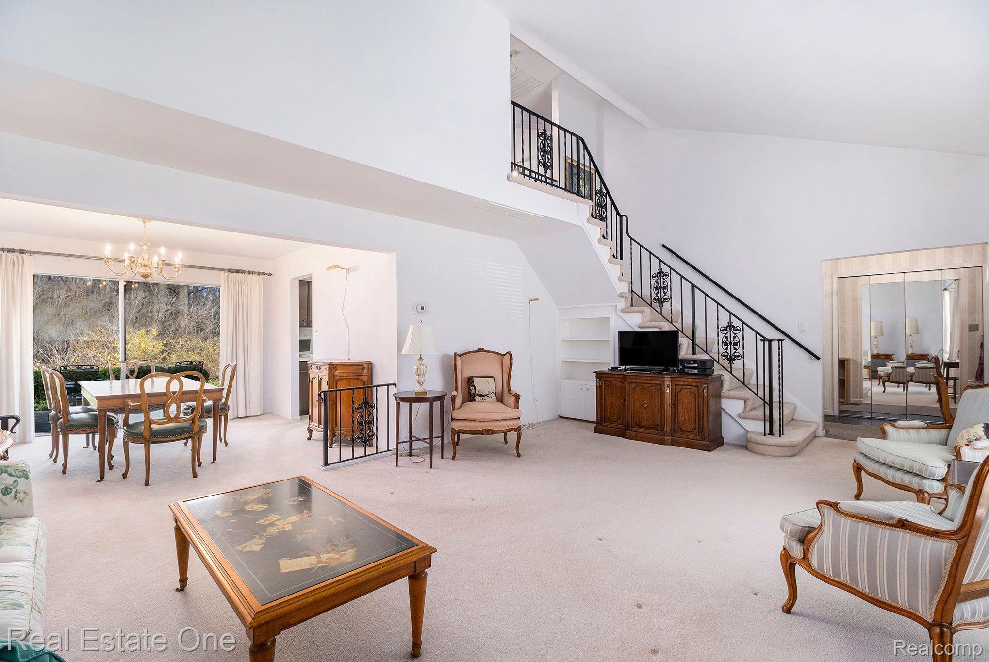 1750 TIVERTON RD 28 7 Unit: 28