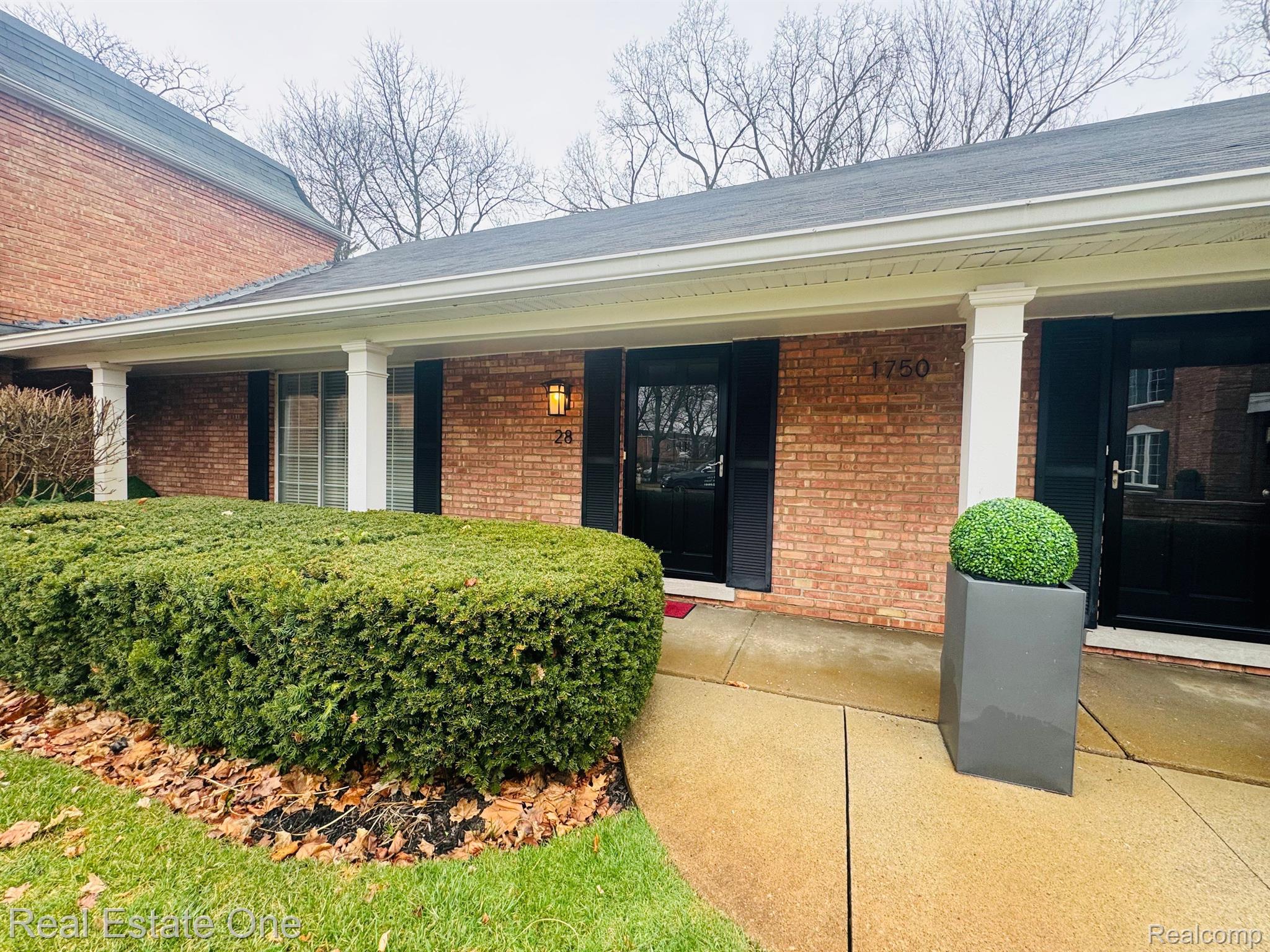 1750 TIVERTON RD 28 7 Unit: 28