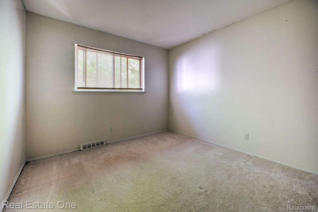 11837 METEOR DR