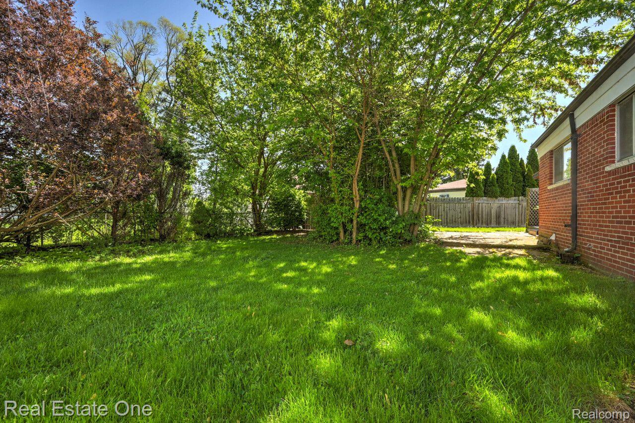 11837 METEOR DR