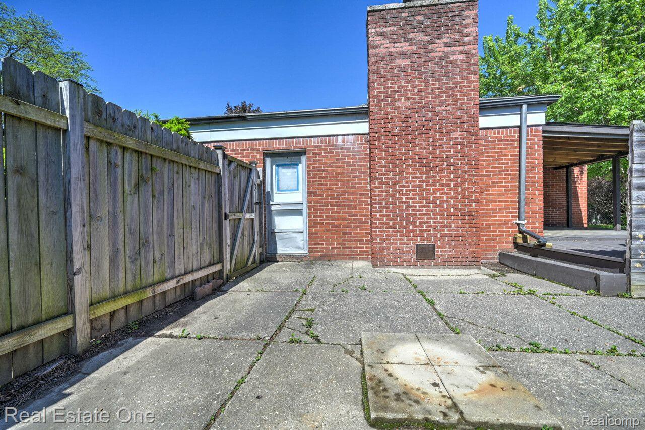 11837 METEOR DR