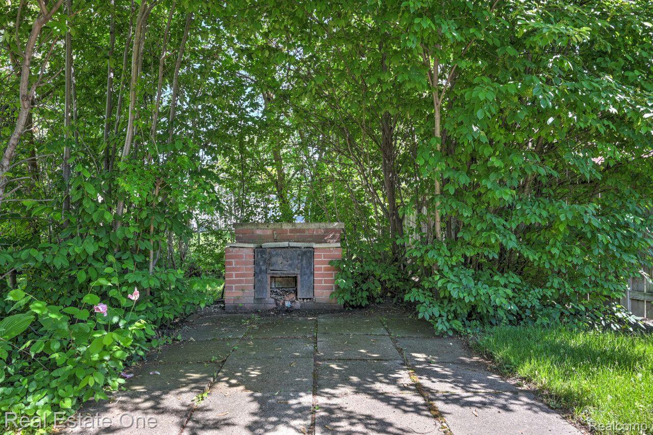 11837 METEOR DR