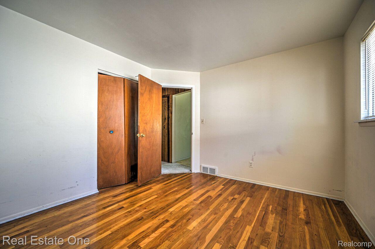 11837 METEOR DR