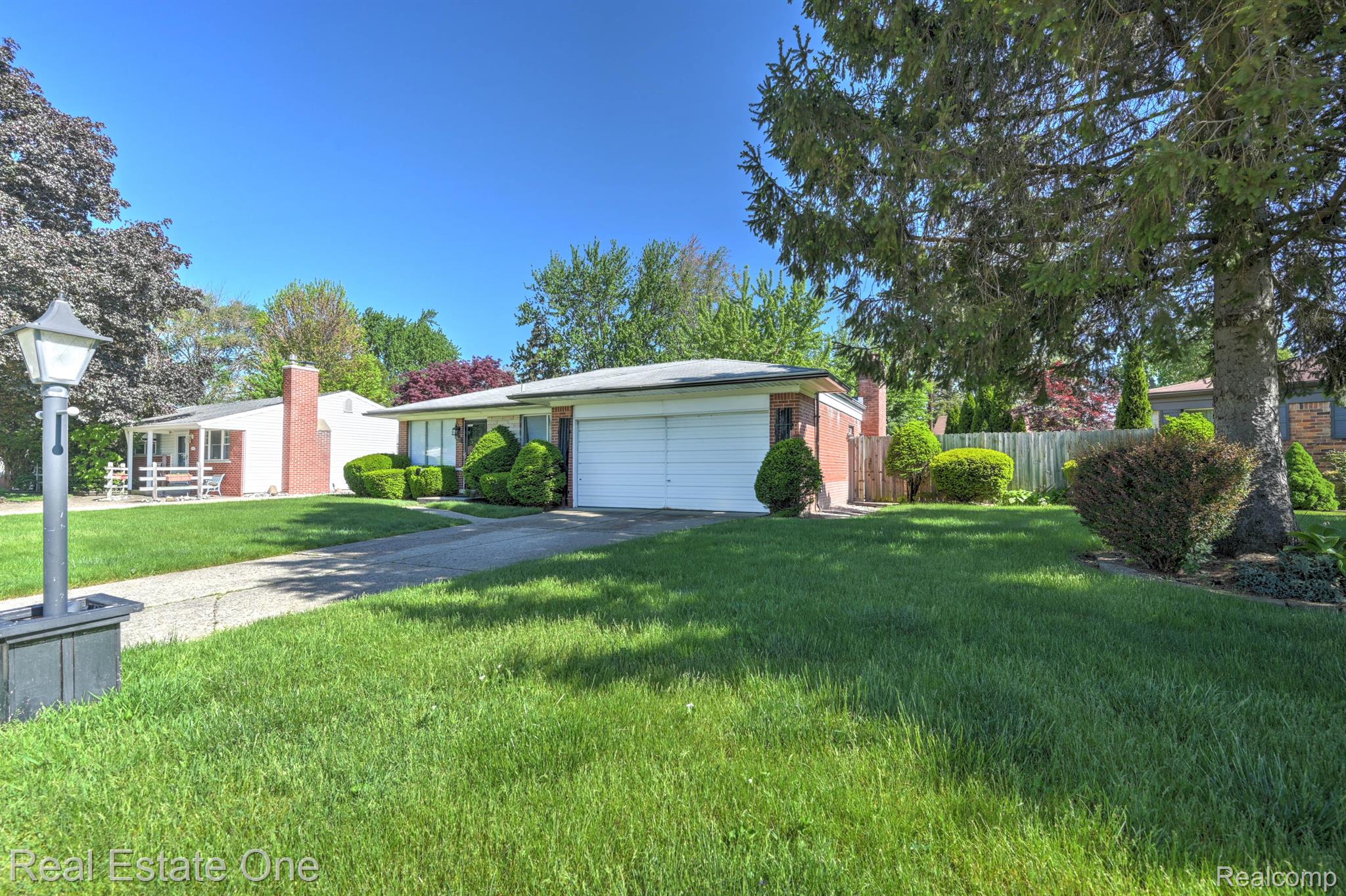 11837 METEOR DR