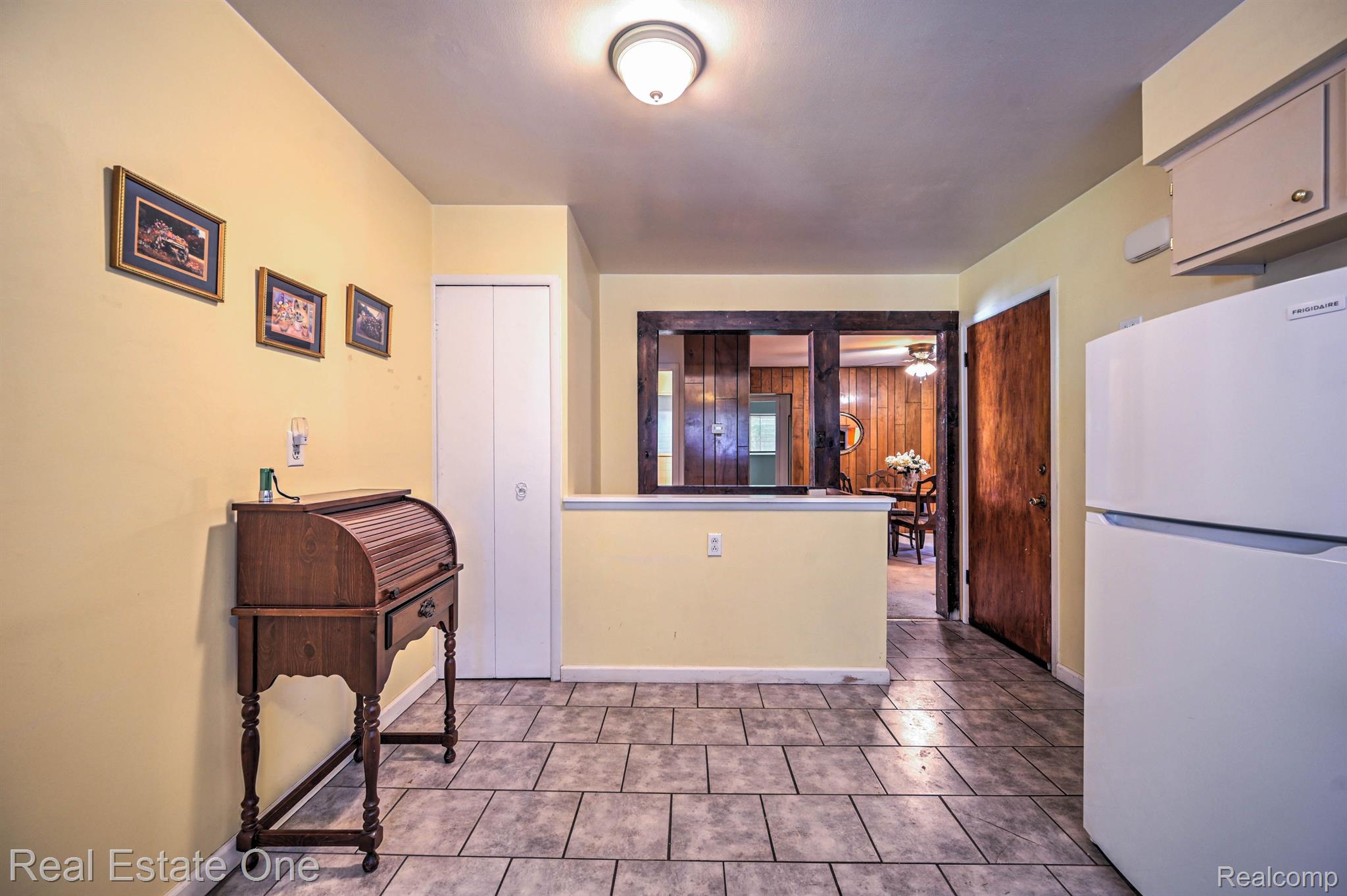11837 METEOR DR