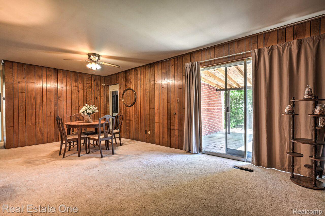 11837 METEOR DR