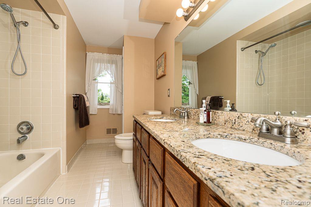 1771 QUINCY DR