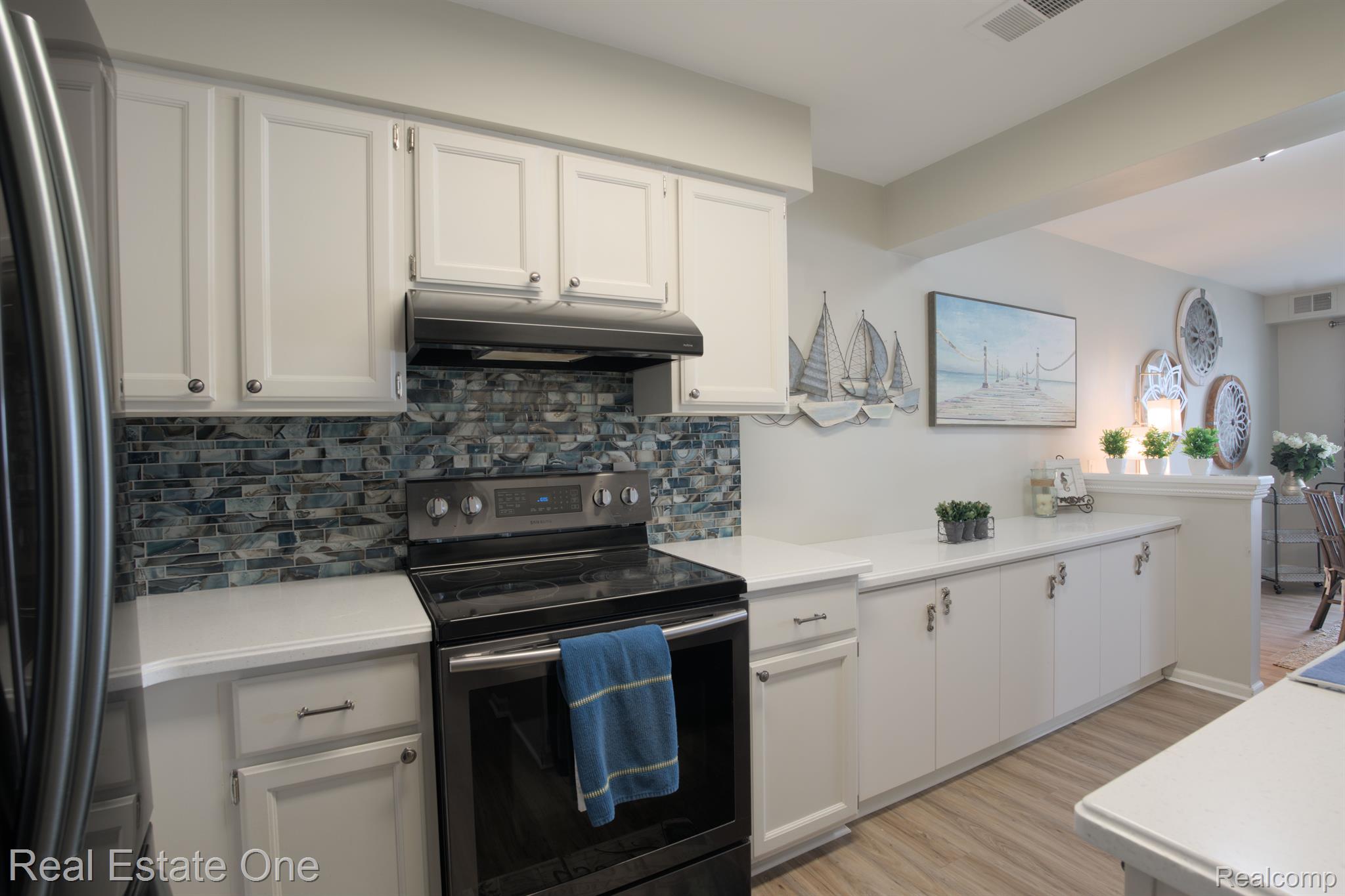3553 PORT COVE DR 43