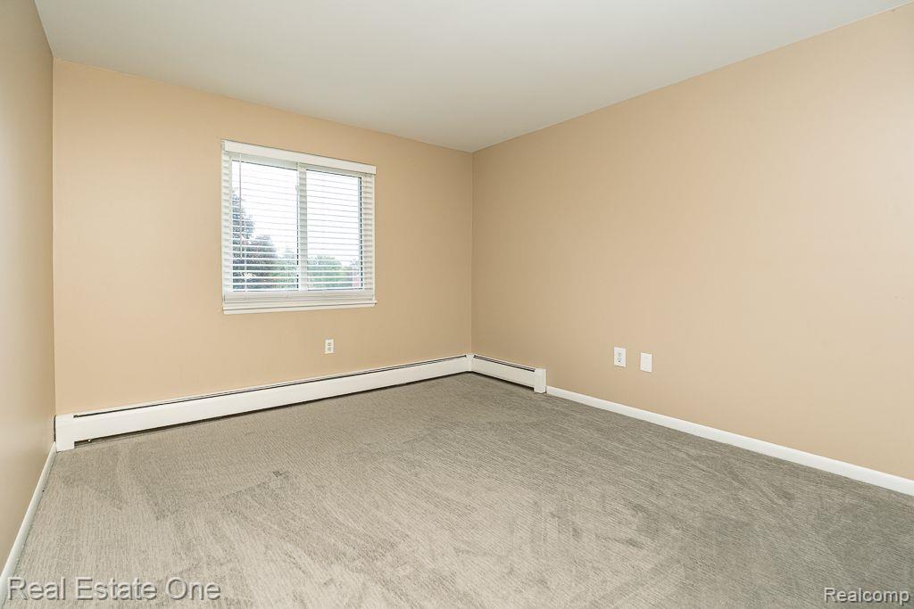 1127 TIENKEN CRT