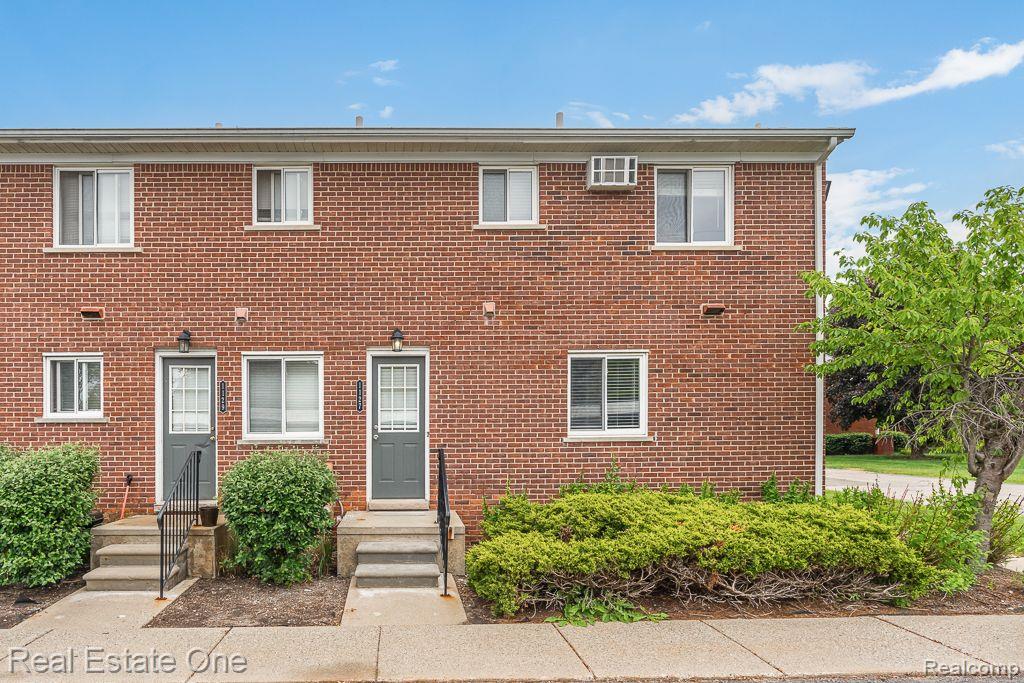 1127 TIENKEN CRT