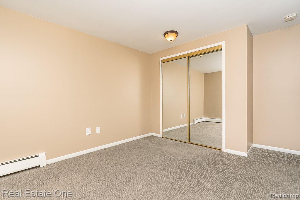 1127 TIENKEN CRT