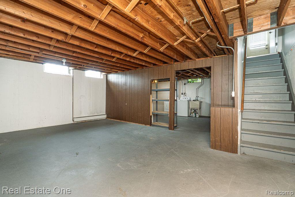 1127 TIENKEN CRT
