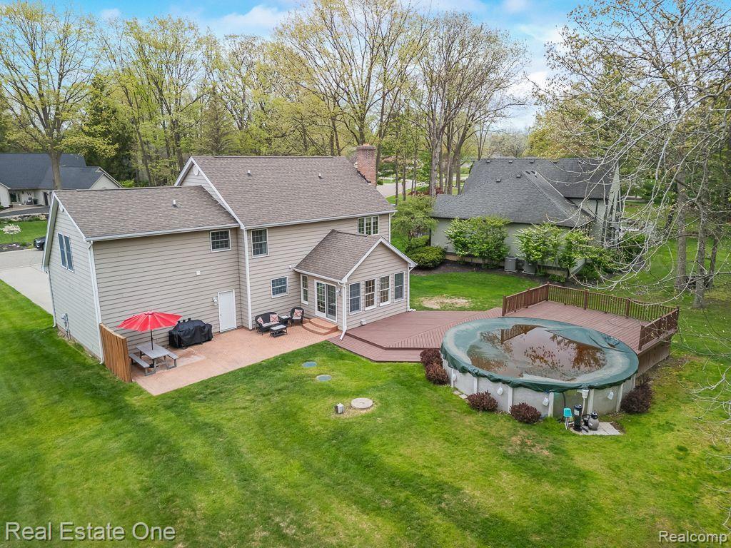 9079 TWIN OAKS