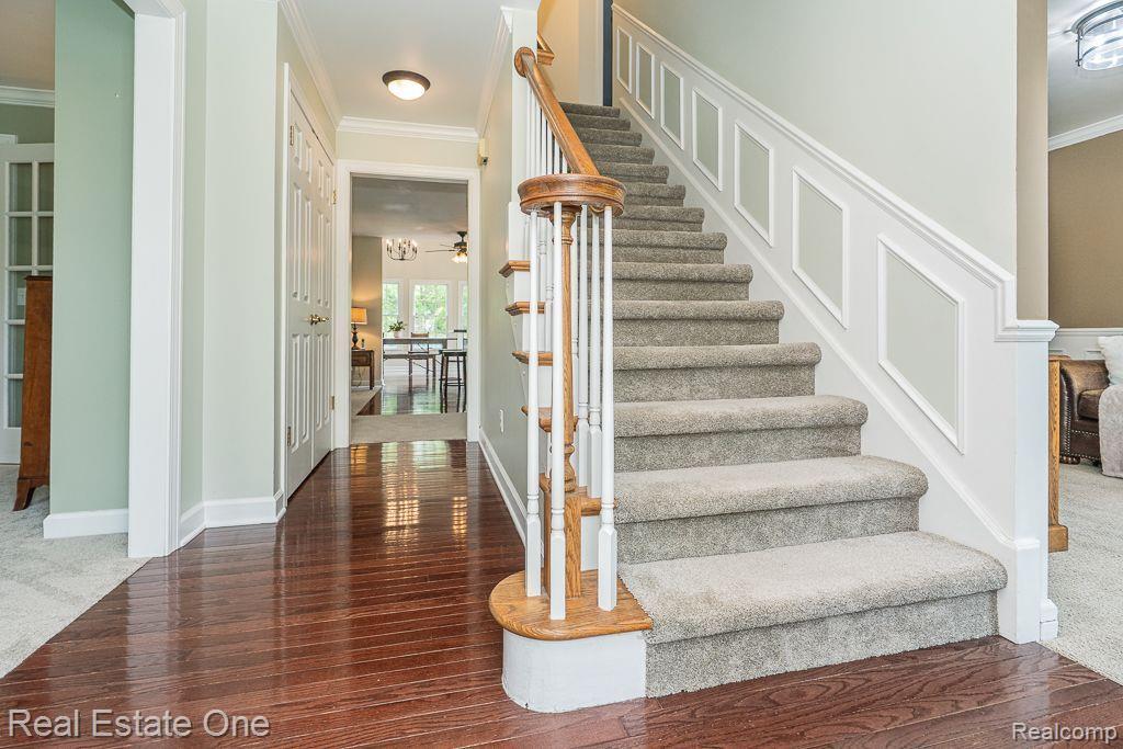 9079 TWIN OAKS