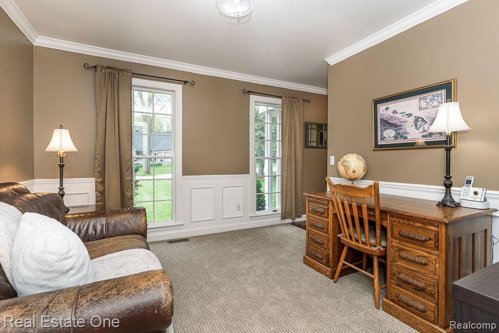 9079 TWIN OAKS