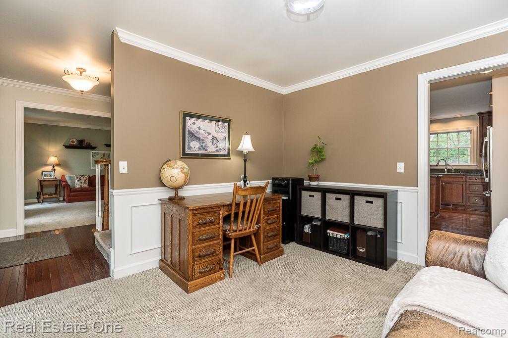 9079 TWIN OAKS