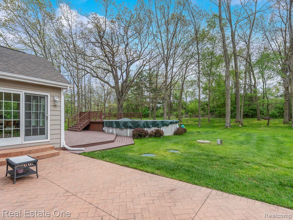 9079 TWIN OAKS