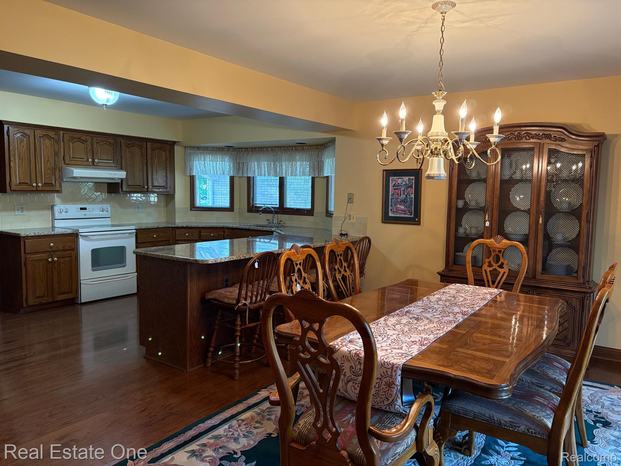 39858 Wilmette Drive DR