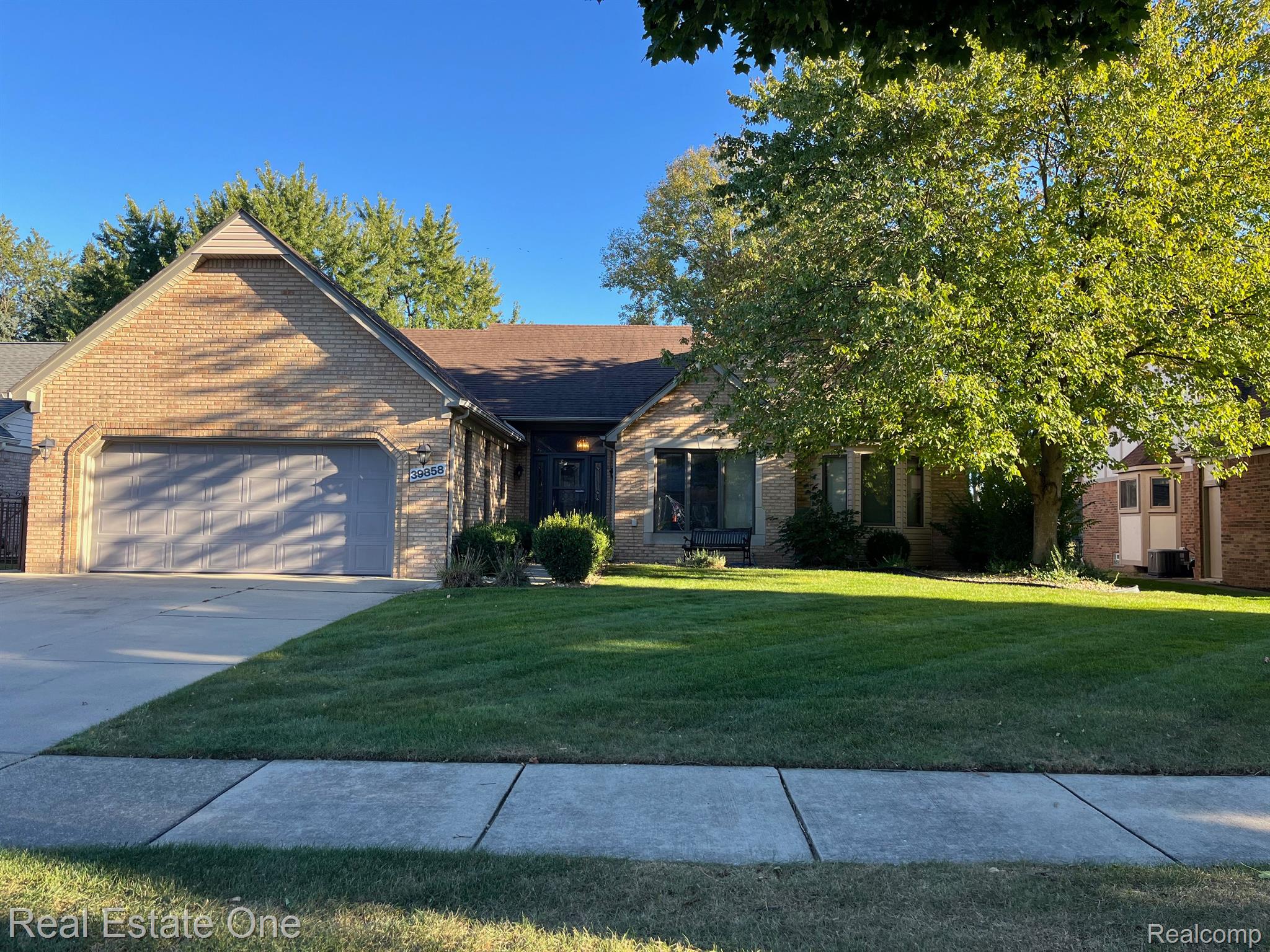 39858 Wilmette Drive DR