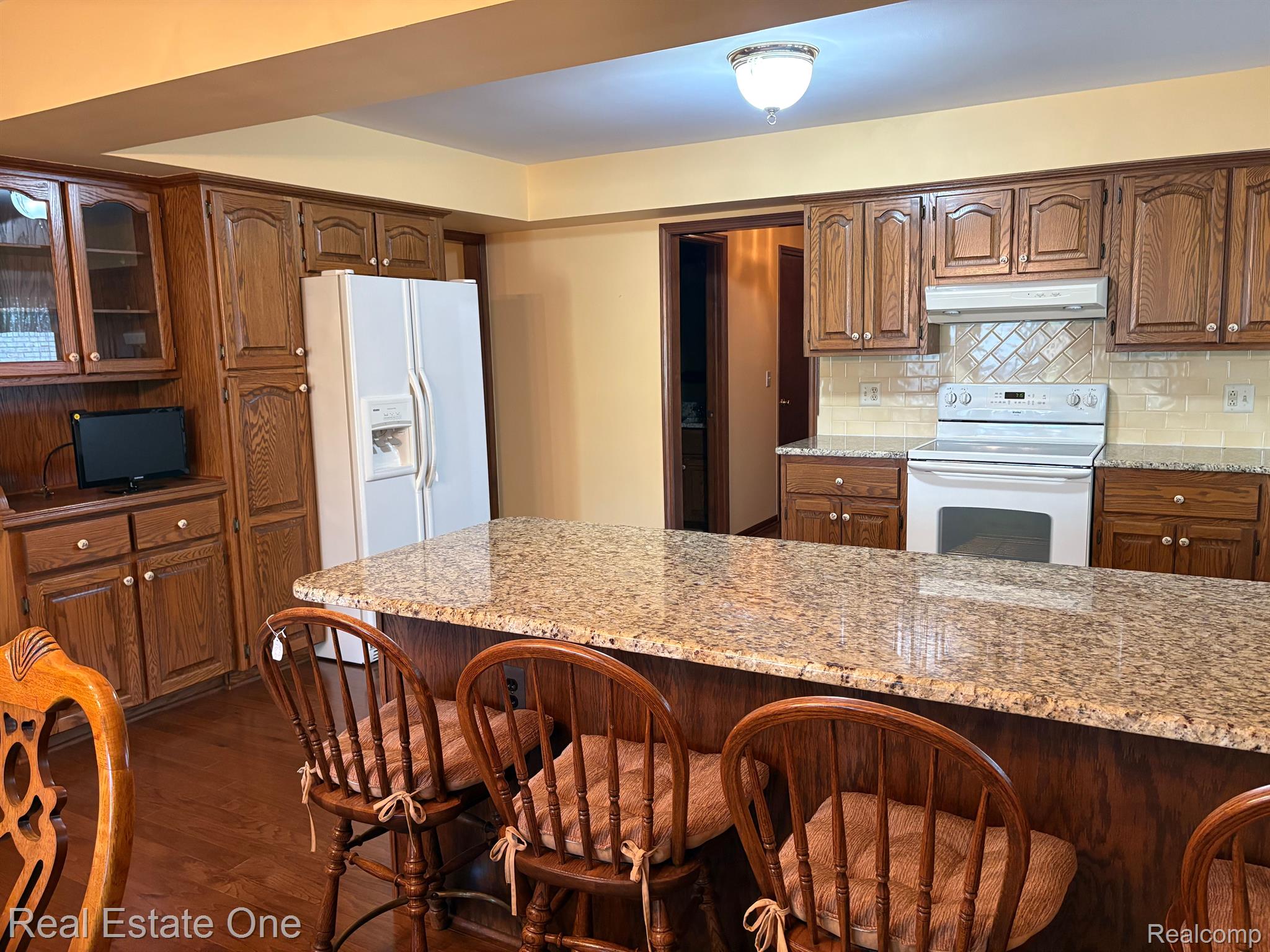 39858 Wilmette Drive DR