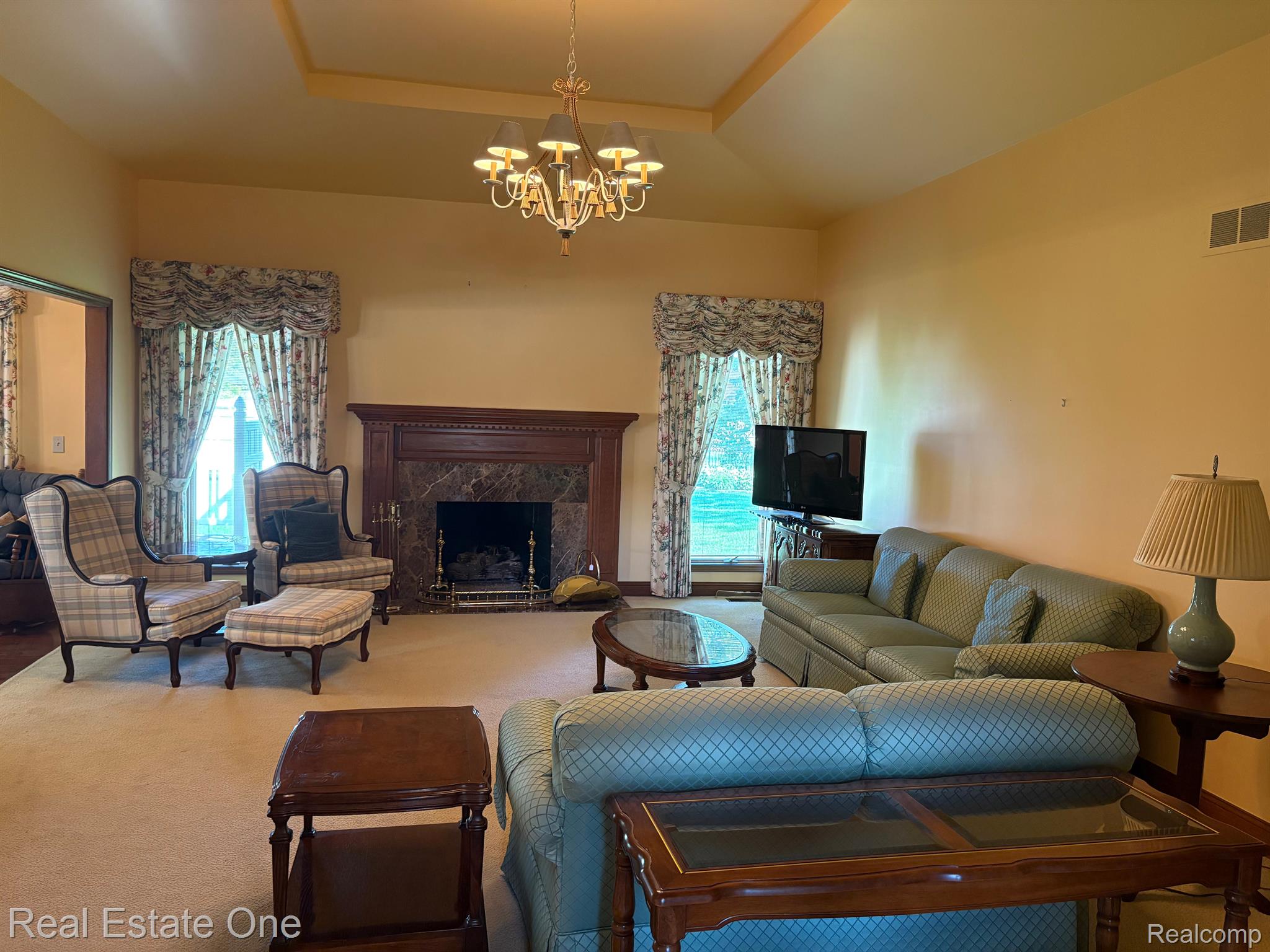 39858 Wilmette Drive DR