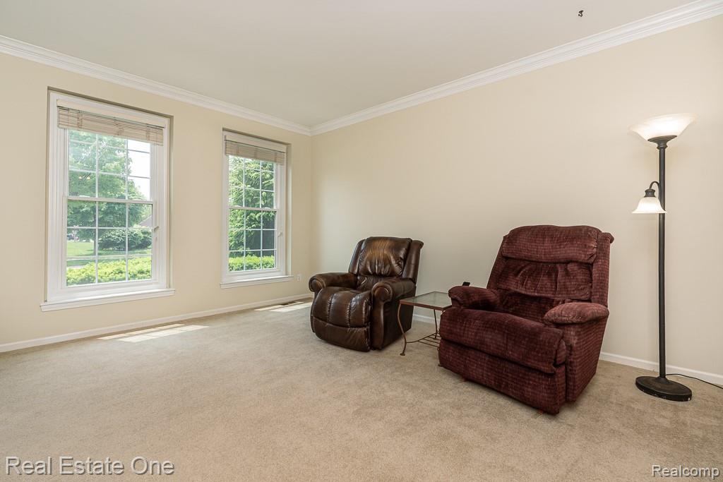 730 WOODFIELD WAY