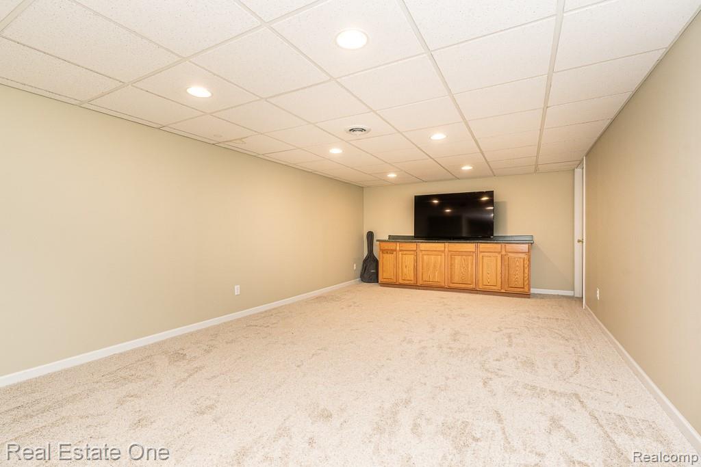 730 WOODFIELD WAY