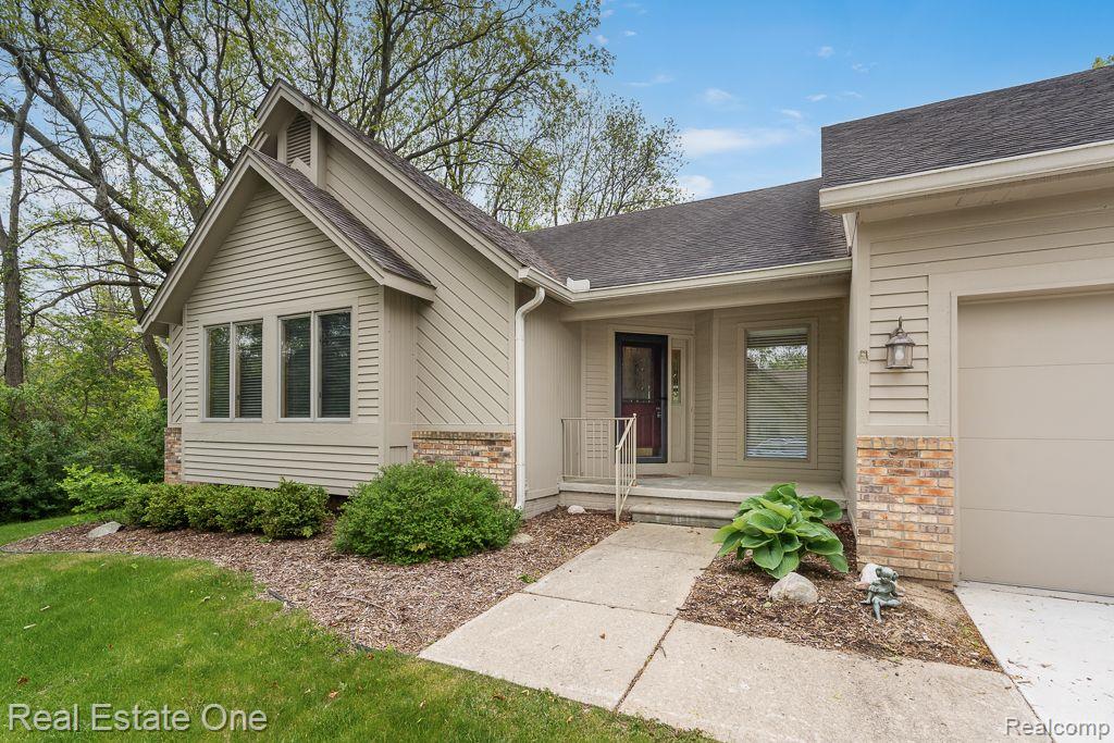 8187 Sawgrass TRL