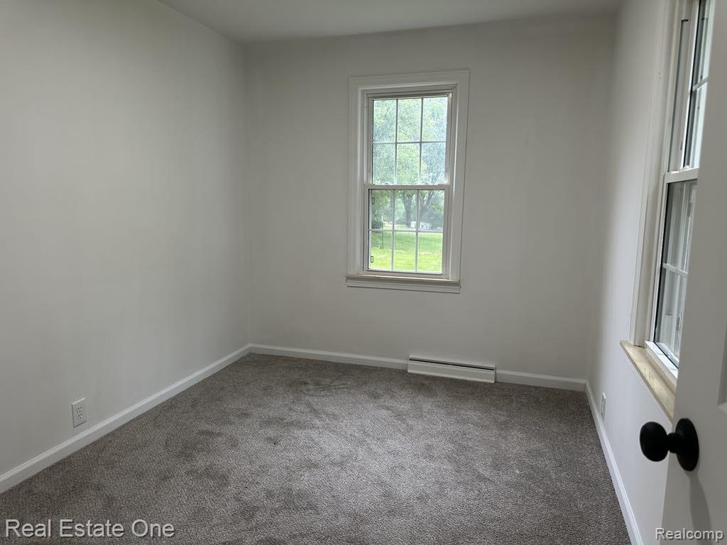 4858 GENESEE RD