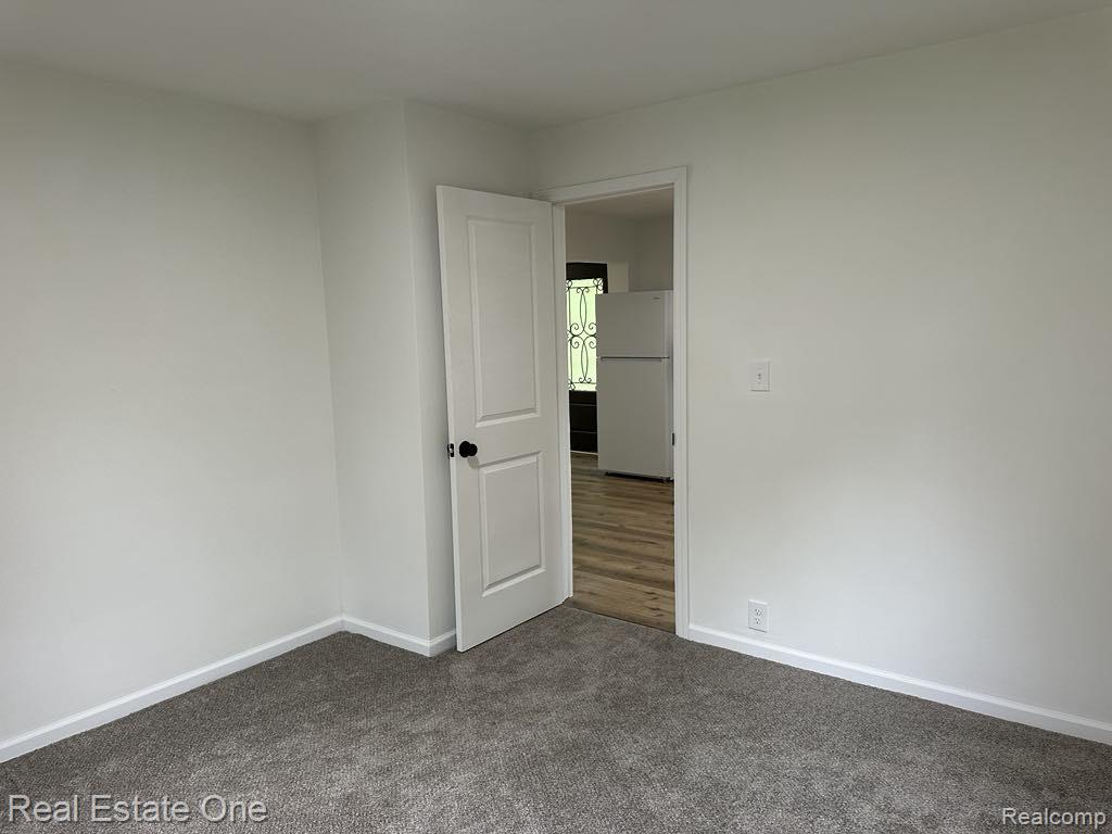 4858 GENESEE RD
