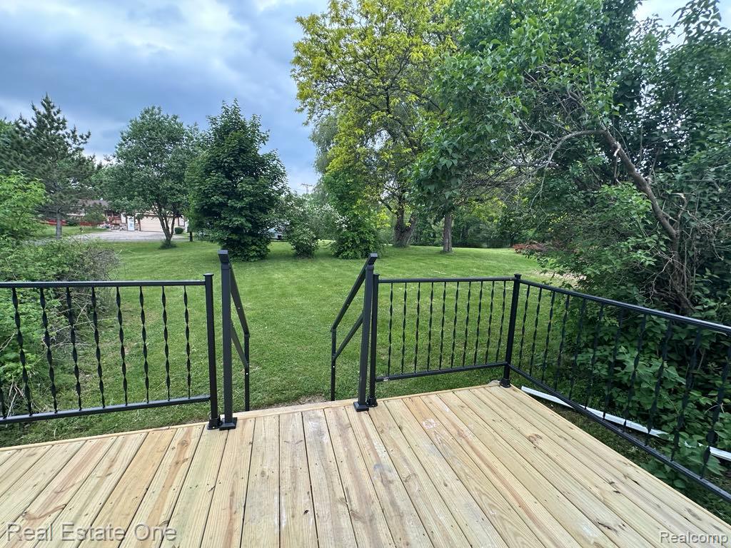 4858 GENESEE RD