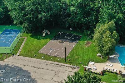 1564 Gas Light LN 192 Bldg#: 35 Unit: 192