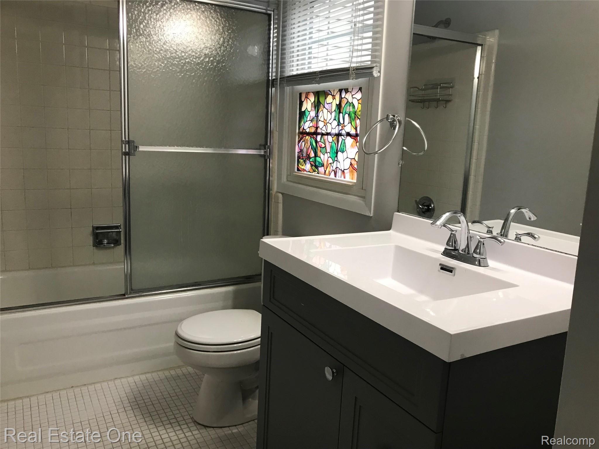 1564 Gas Light LN 192 Bldg#: 35 Unit: 192