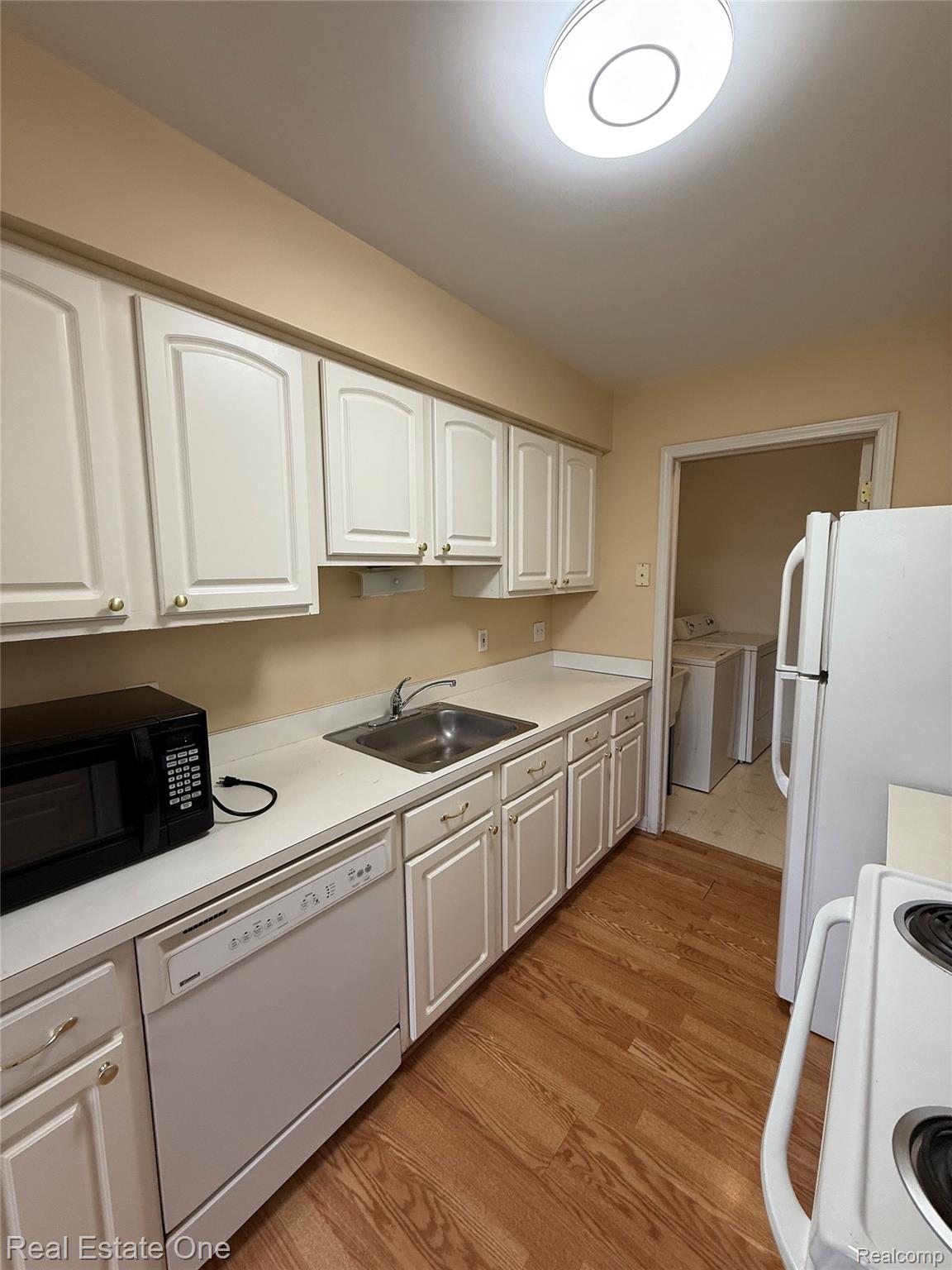 3121 HIGH POINTE RIDGE RD